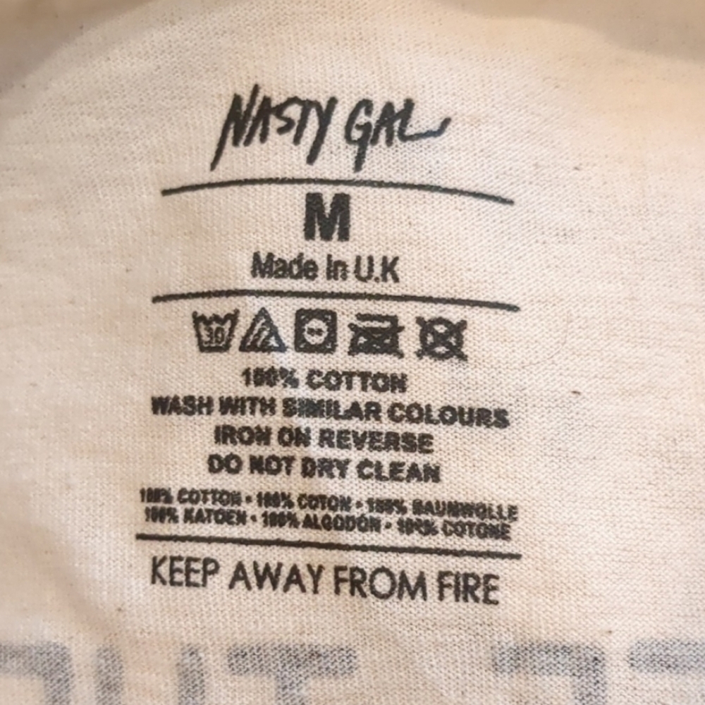 Nasty Gal We're Off the Road Short Sleeve Graphic Tee in Sand size Medium - Picture 4 of 5